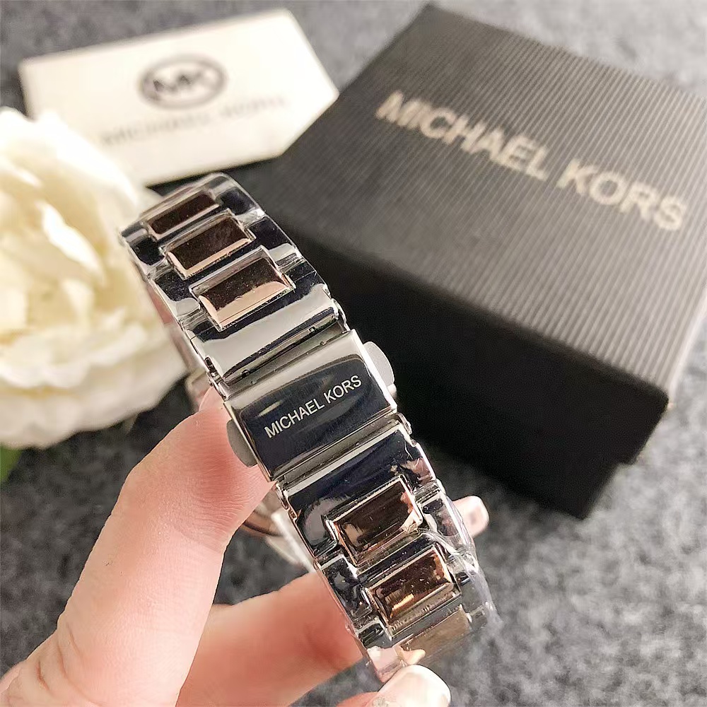 Relógio de Negócios Feminino M - Luxury Watch Photo avaliação e preço