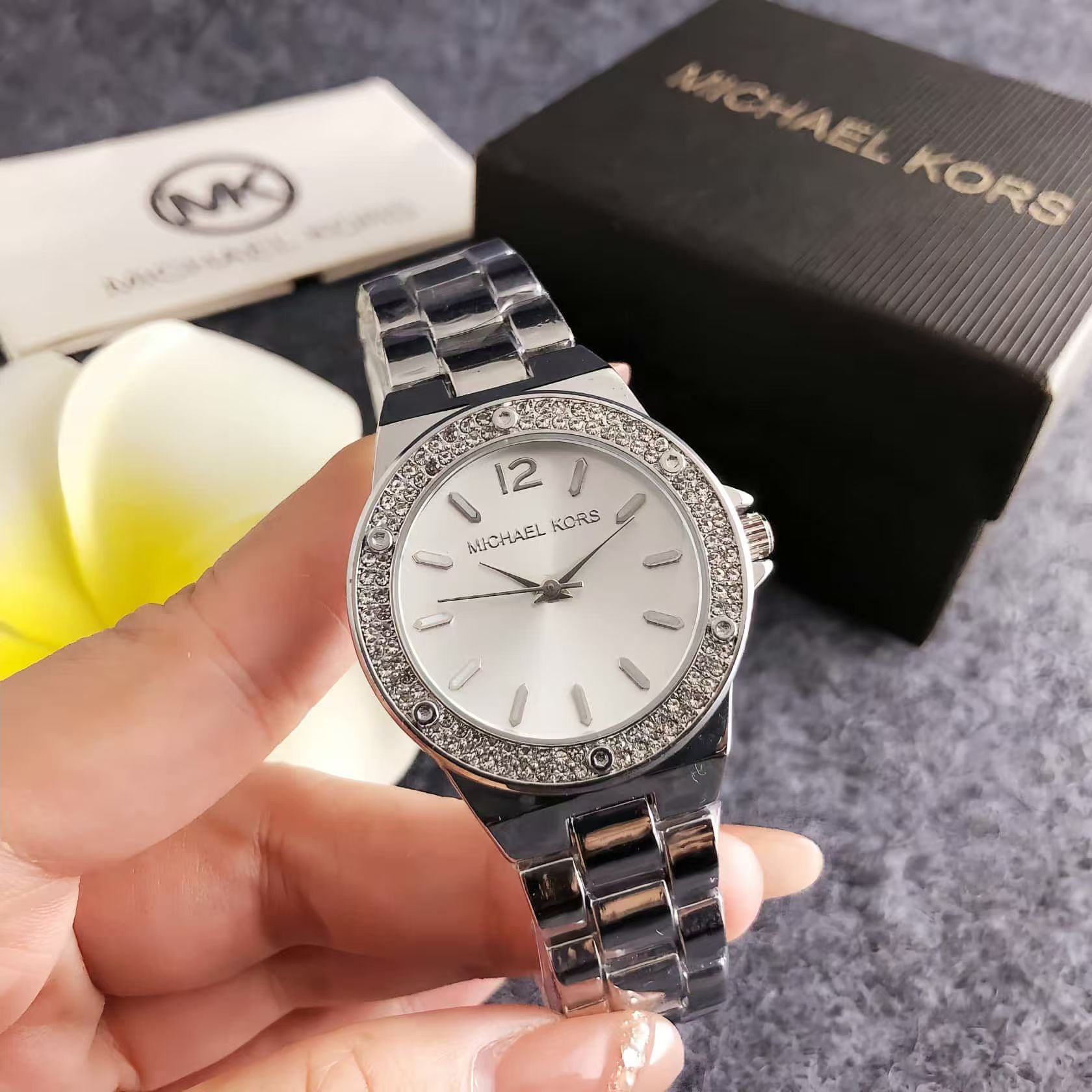 Relógio de Luxo para Mulheres  - Luxury Watch Photo avaliação e preço